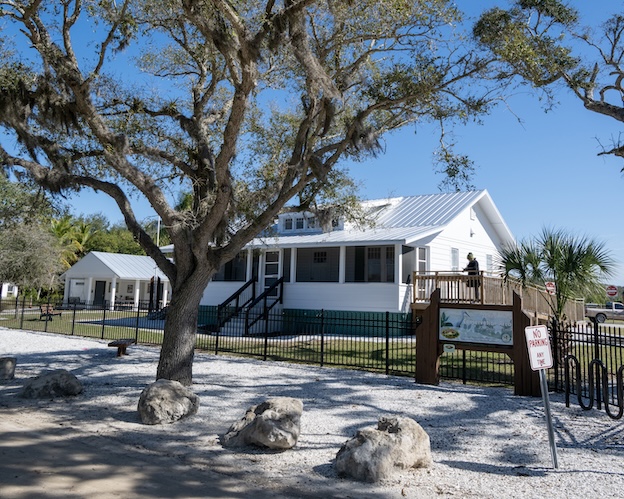 Jones’ Pier Conservation Area Bungalow Renovation